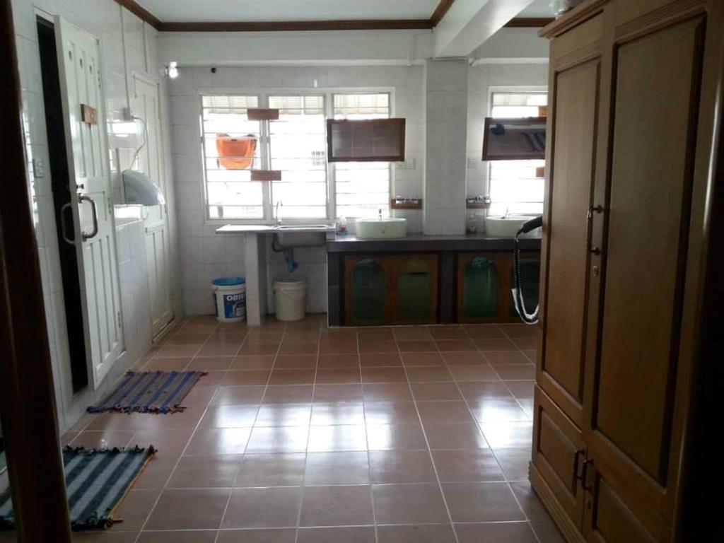 Chan Myae Guesthouse Rangun Szoba fotó