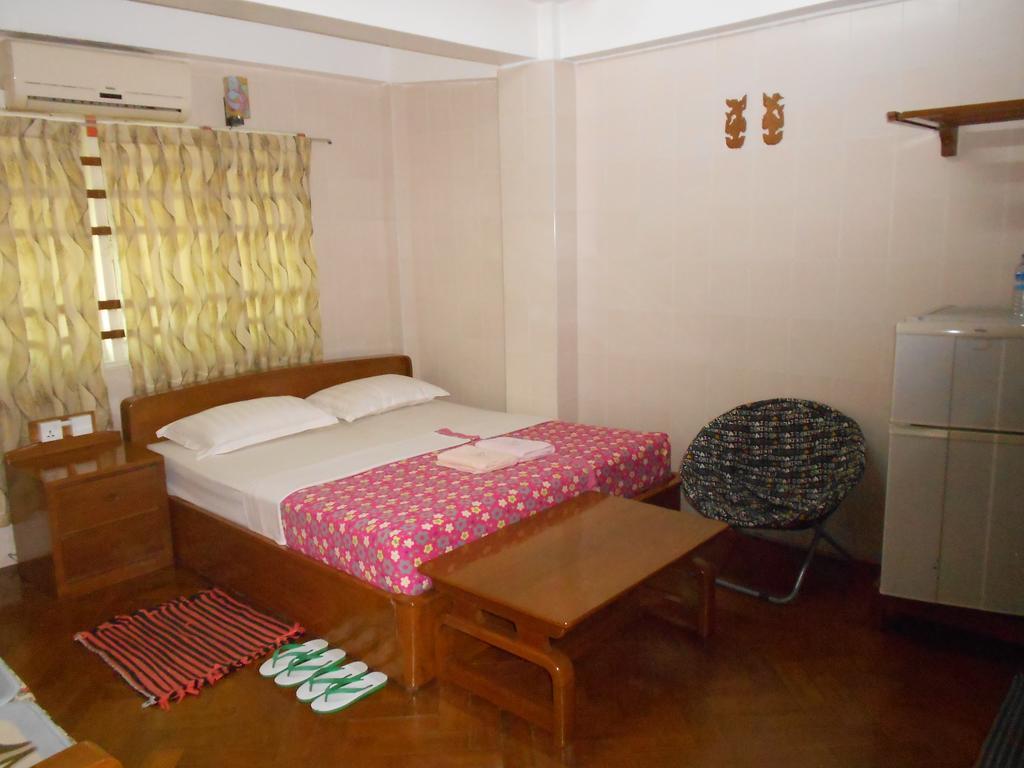 Chan Myae Guesthouse Rangun Kültér fotó