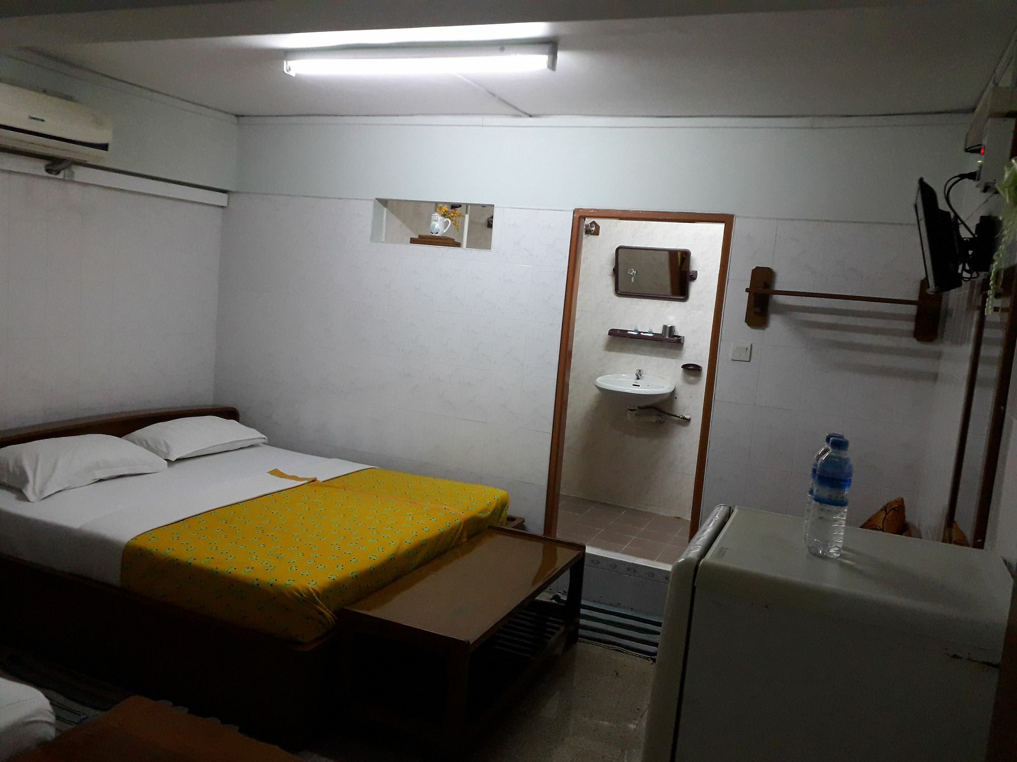 Chan Myae Guesthouse Rangun Kültér fotó
